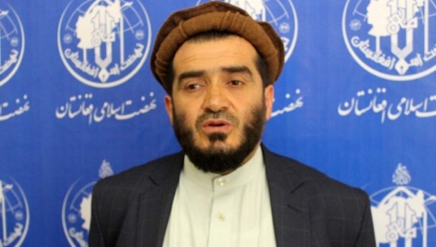 غنی و عبدالله افغانستان را به امریکا فروخته‌اند/امریکا برای یک بحران جدید در افغانستان زمینه‌سازی می‌کند